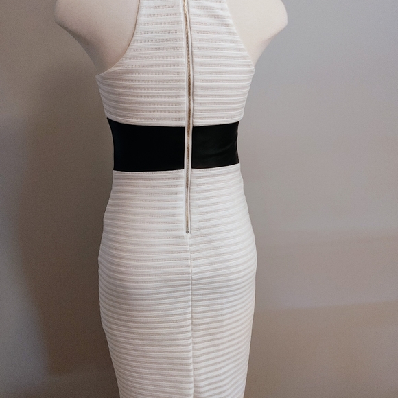 Guess Dress - Picture 2 of 6